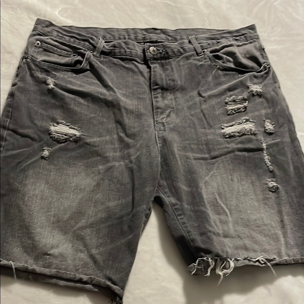 CSG distressed jorts men’s size 40